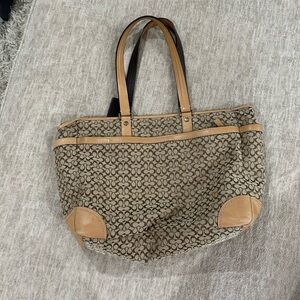 Coach bag! Great condition. Like new.